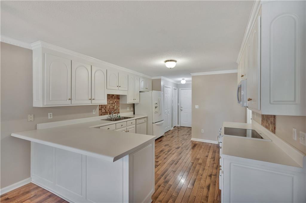 101 Brittany Park Property Photo 6