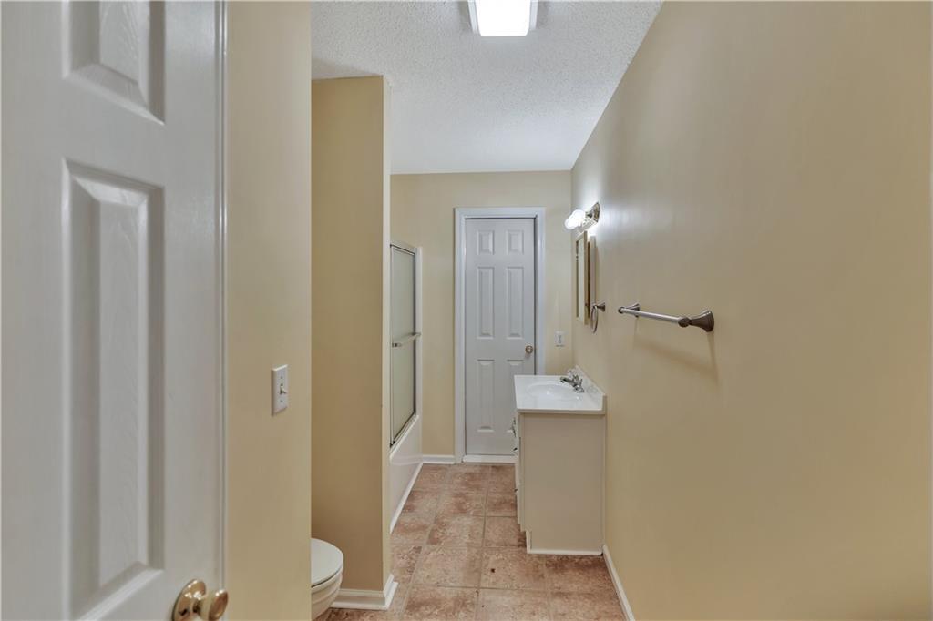 101 Brittany Park Property Photo 28