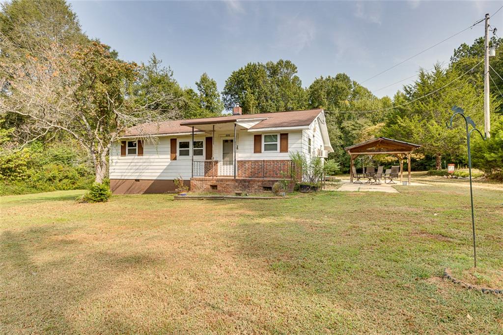 600 Edens Rd Property Photo 4