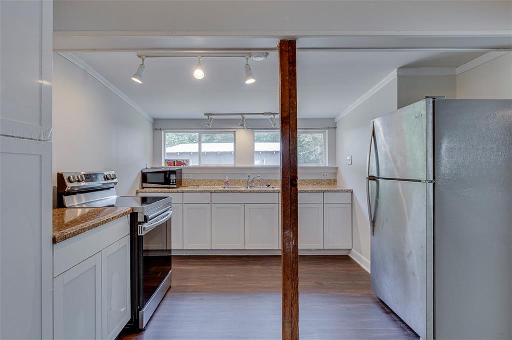 600 Edens Rd Property Photo 17