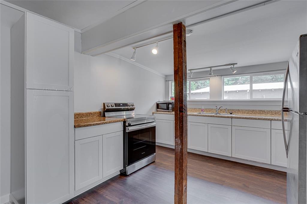 600 Edens Rd Property Photo 18