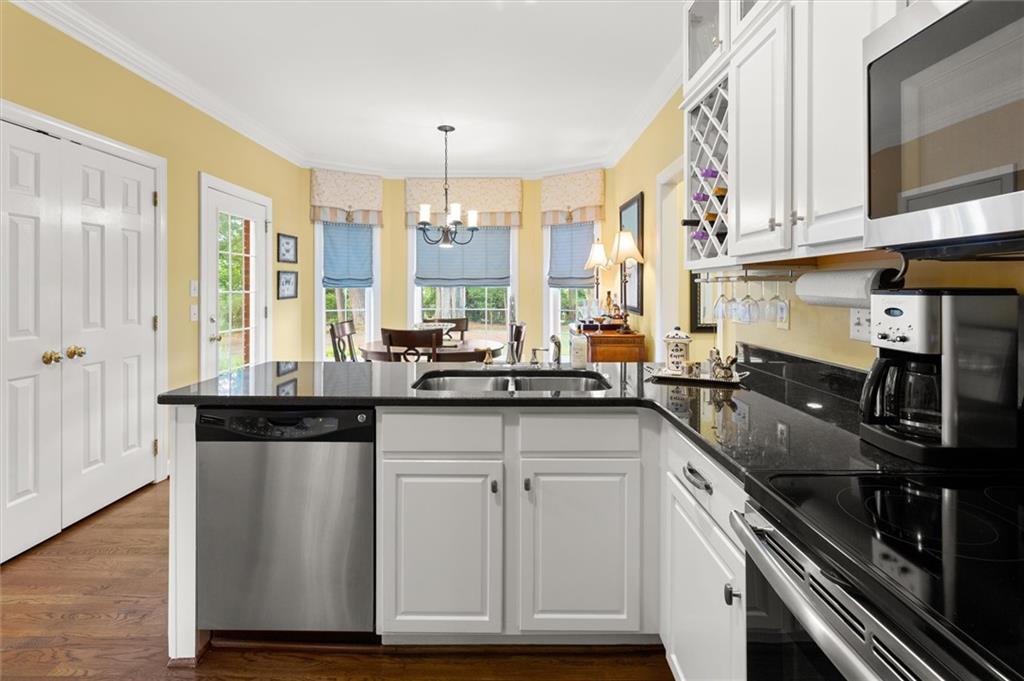 106 Lockmere Ct Property Photo 19