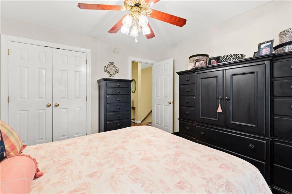 106 Lockmere Ct Property Photo 34