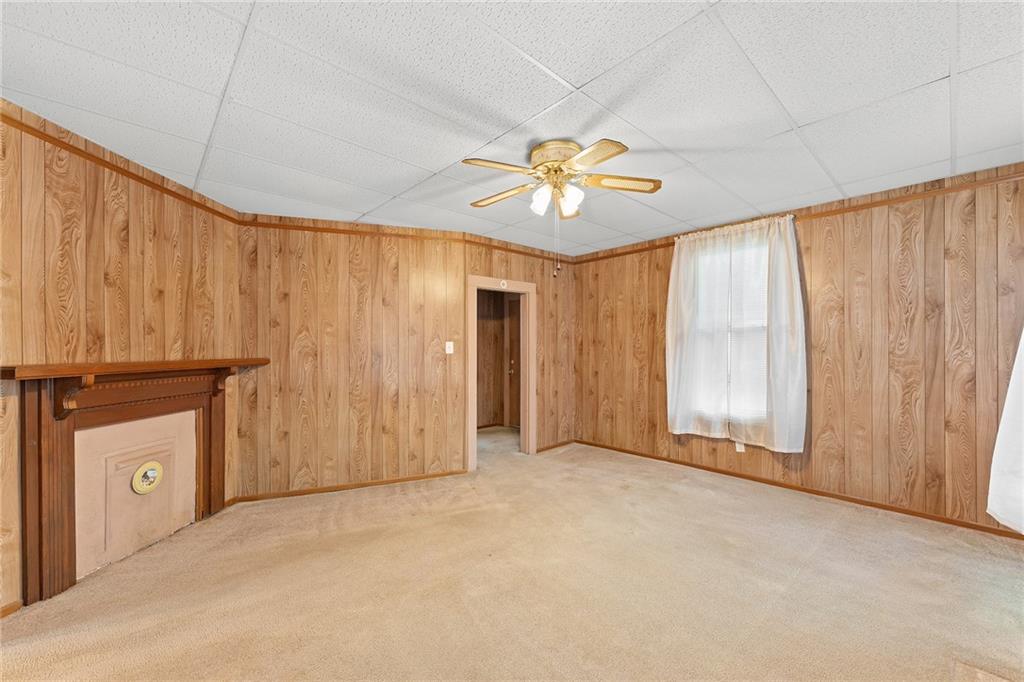 38 S Lyons St Property Photo 7