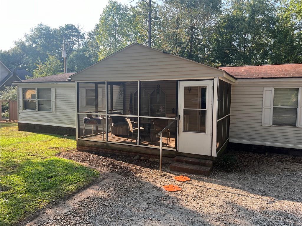 108 Terez Dr Property Photo 1