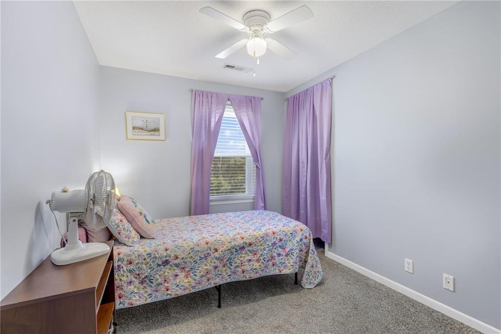 120 Court Dr Property Photo 26