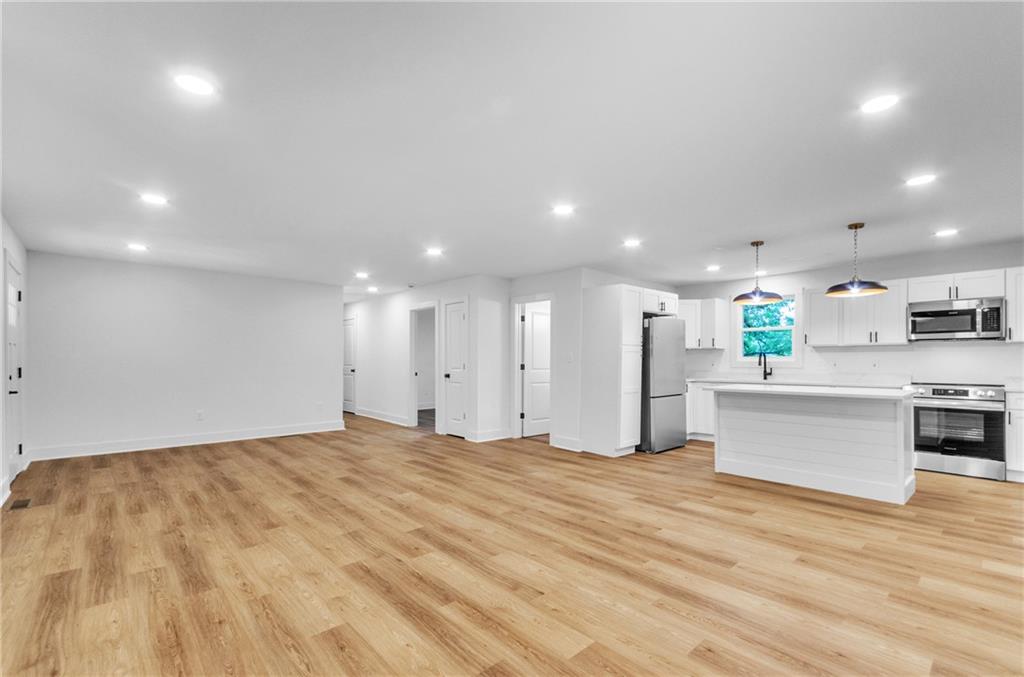 1424 Farrs Bridge Rd Property Photo 11