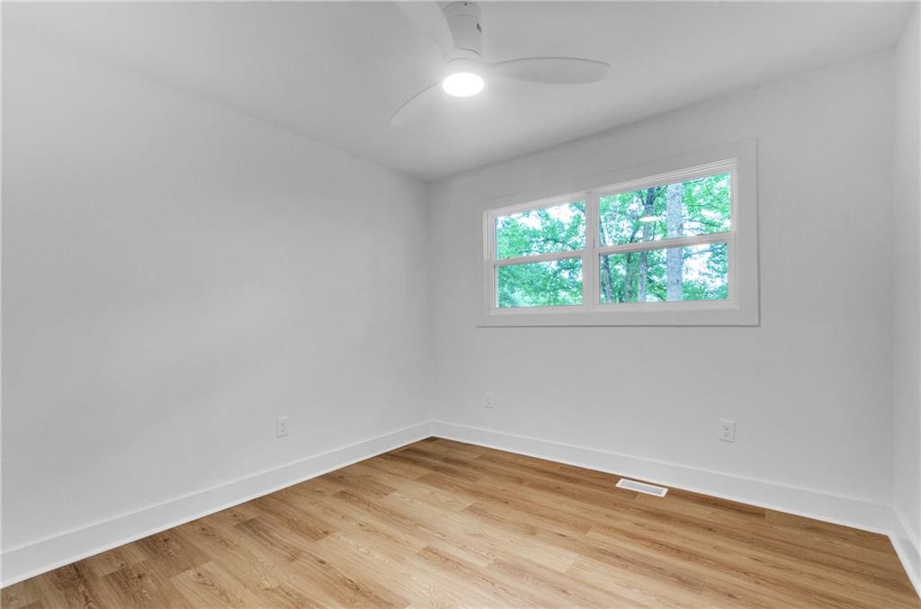 1424 Farrs Bridge Rd Property Photo 18