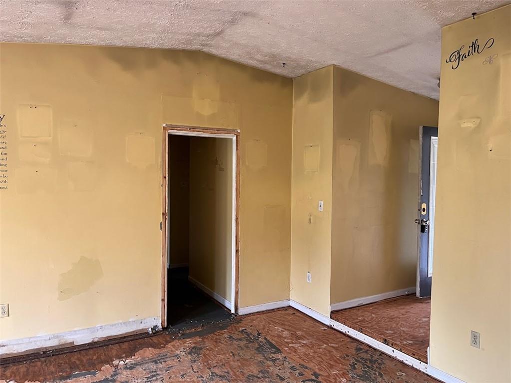 205 Latimer Rd Property Photo 15