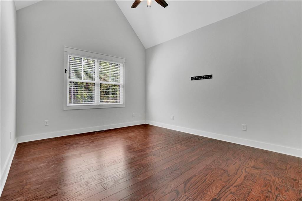 305 Oak Bend Mnr Property Photo 19