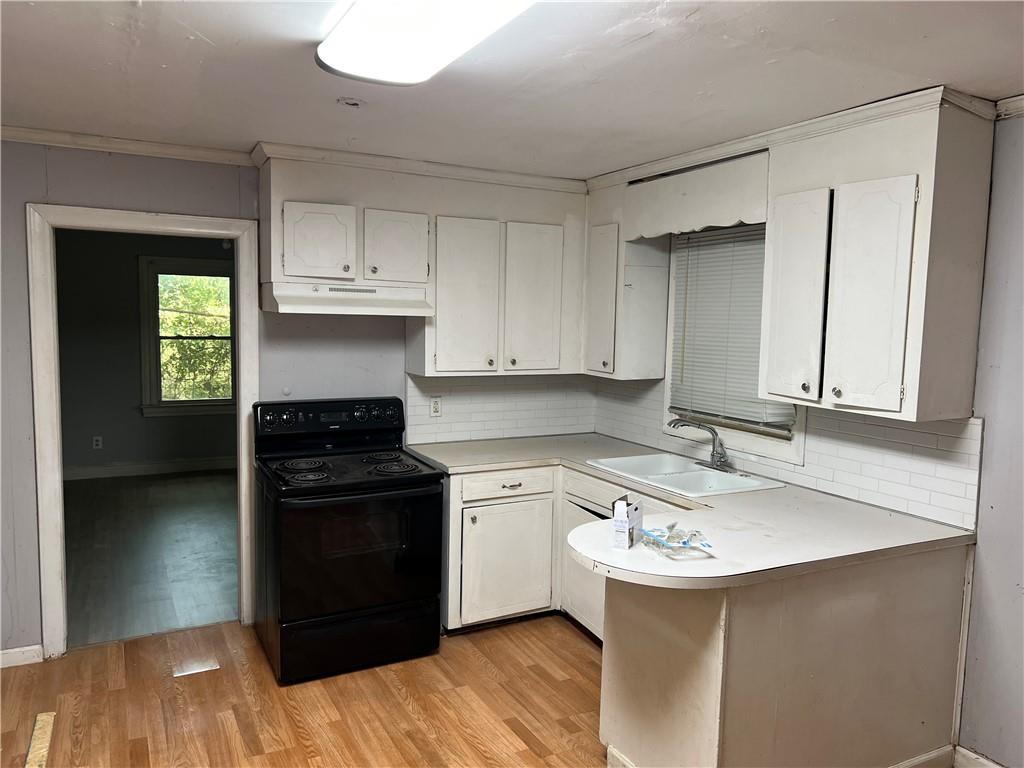 599 N Gossett St Property Photo 6