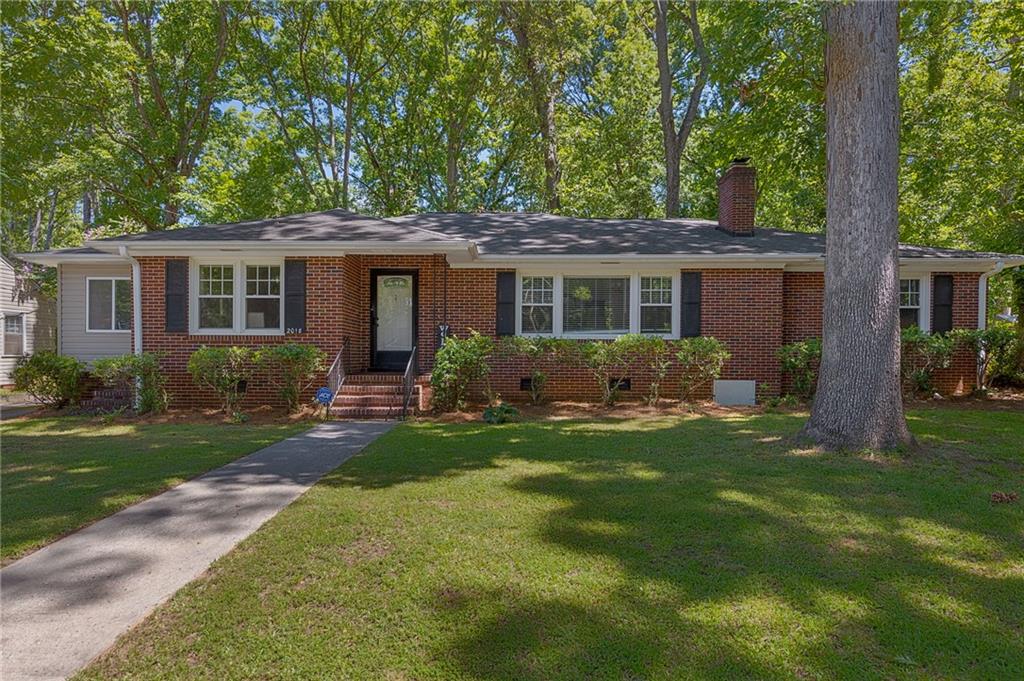 2018 Woodside Ave Property Photo 1