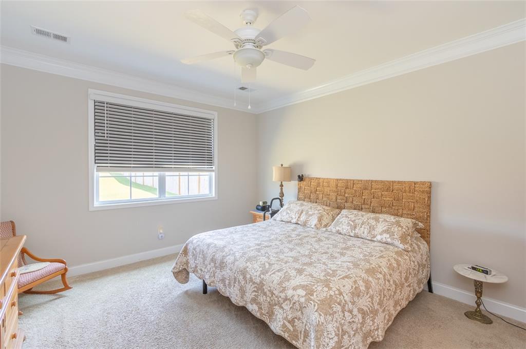 118 Rossmoor Ct Property Photo 29