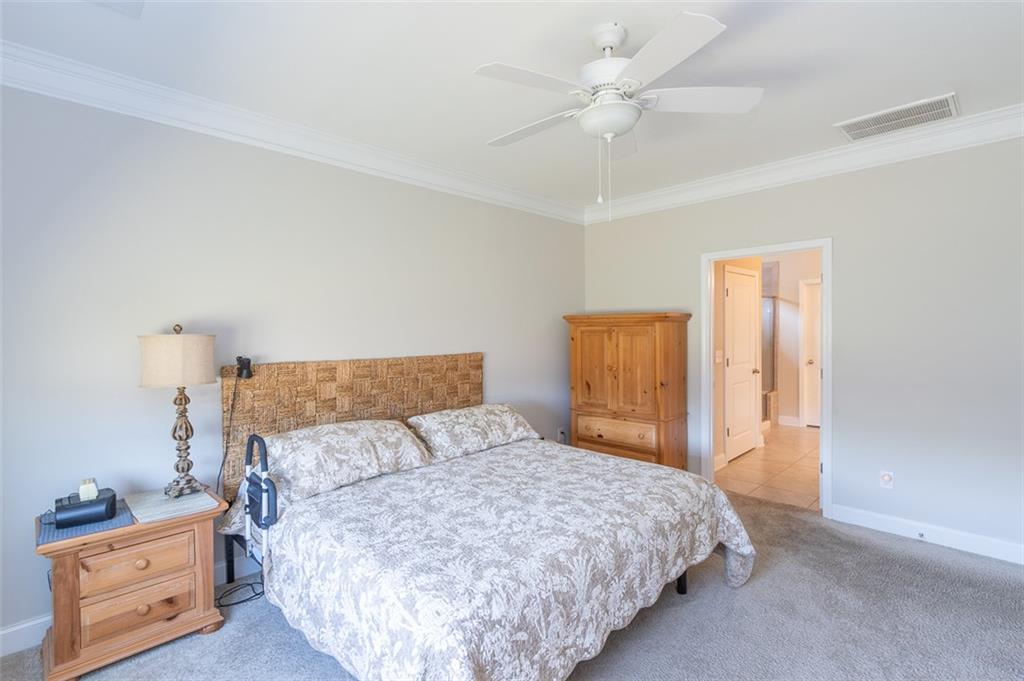 118 Rossmoor Ct Property Photo 30