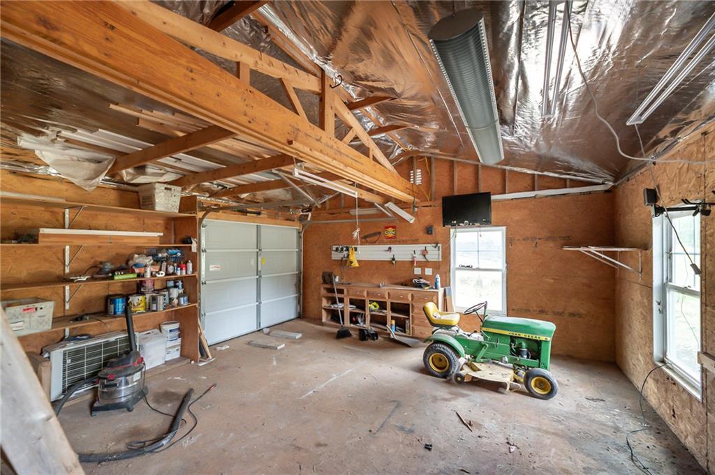112 Kingswood Cir Property Photo 26