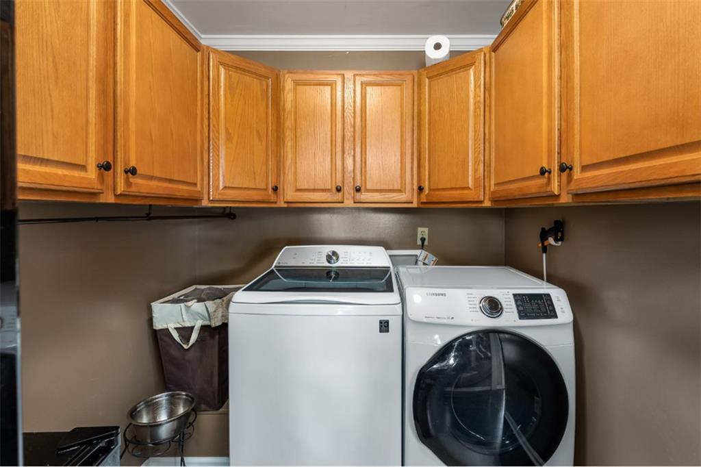 11041 Lake Ridge Ln Property Photo 21