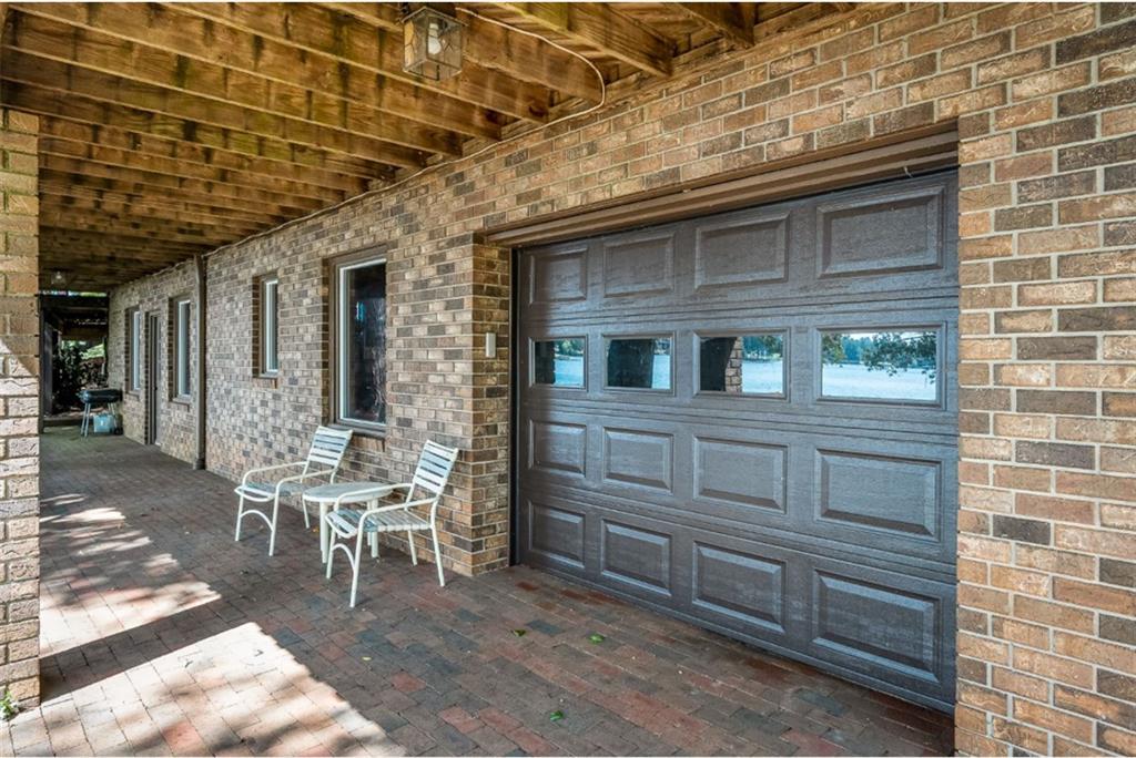 11041 Lake Ridge Ln Property Photo 32