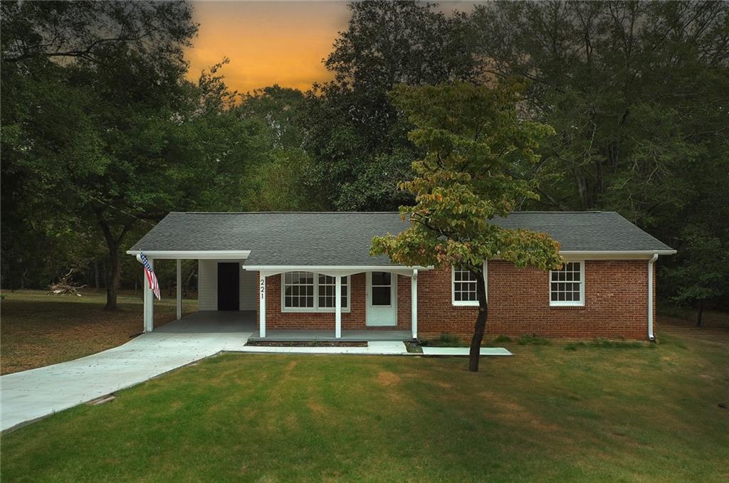 221 Sanders Rd Property Photo 2