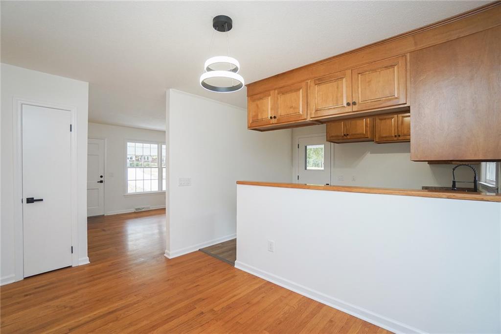 221 Sanders Rd Property Photo 10