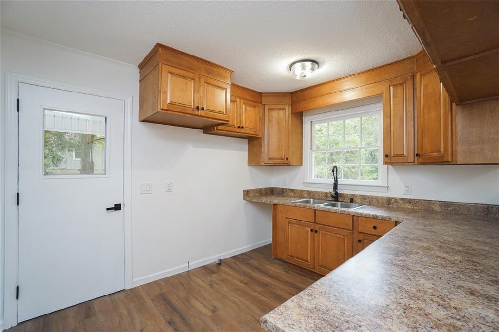 221 Sanders Rd Property Photo 13