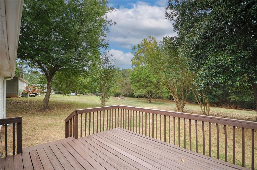 221 Sanders Rd Property Photo 28