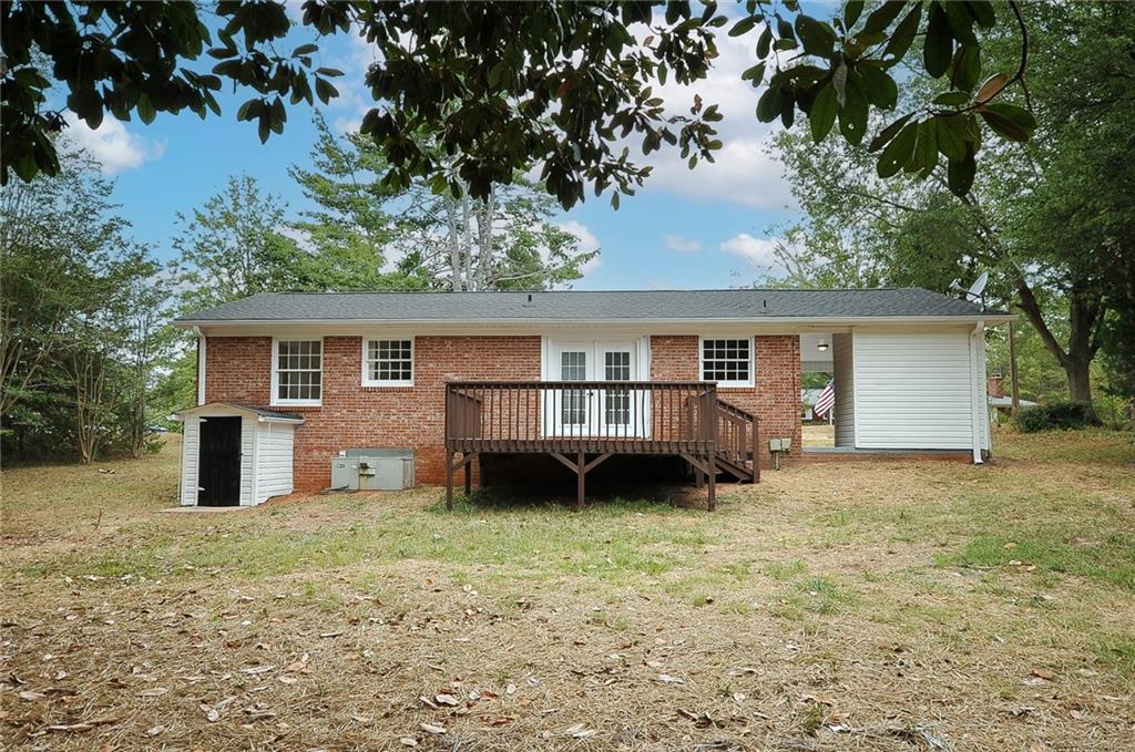 221 Sanders Rd Property Photo 32