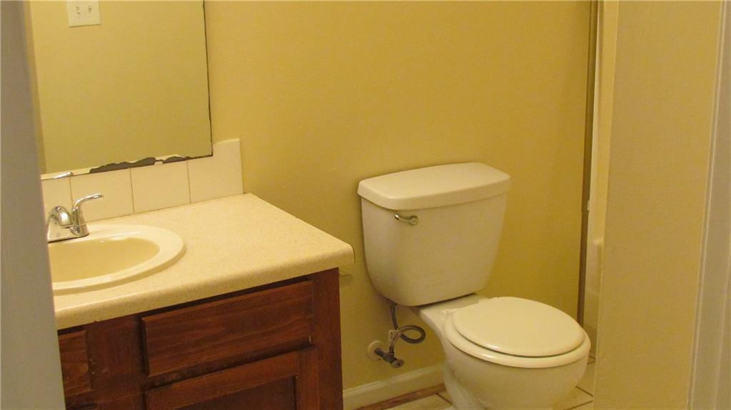 106 Corning St Property Photo 14