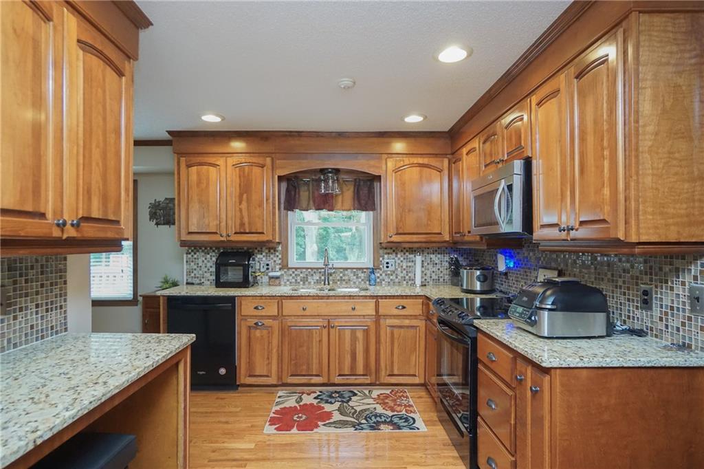 109 Towhee Trl Property Photo 12