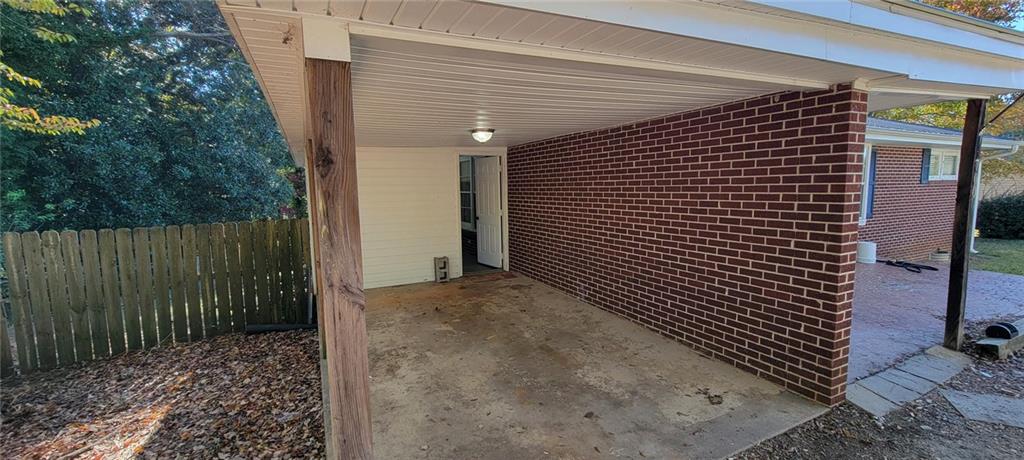 700 Westminster Hwy Property Photo 4
