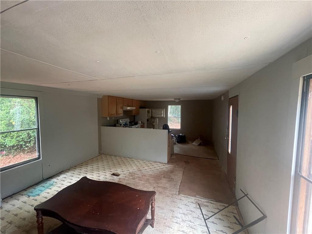 106 Fernwood Dr Property Photo 9