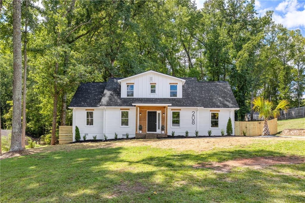 208 Williamsburg Way Property Photo 2