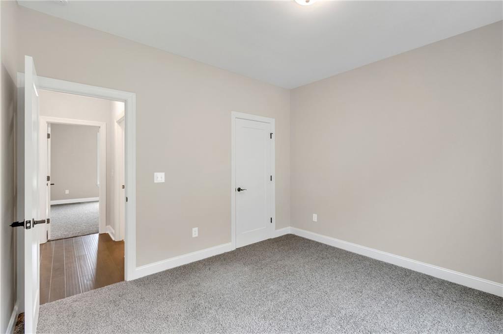 304 Saluda Dr Property Photo 27