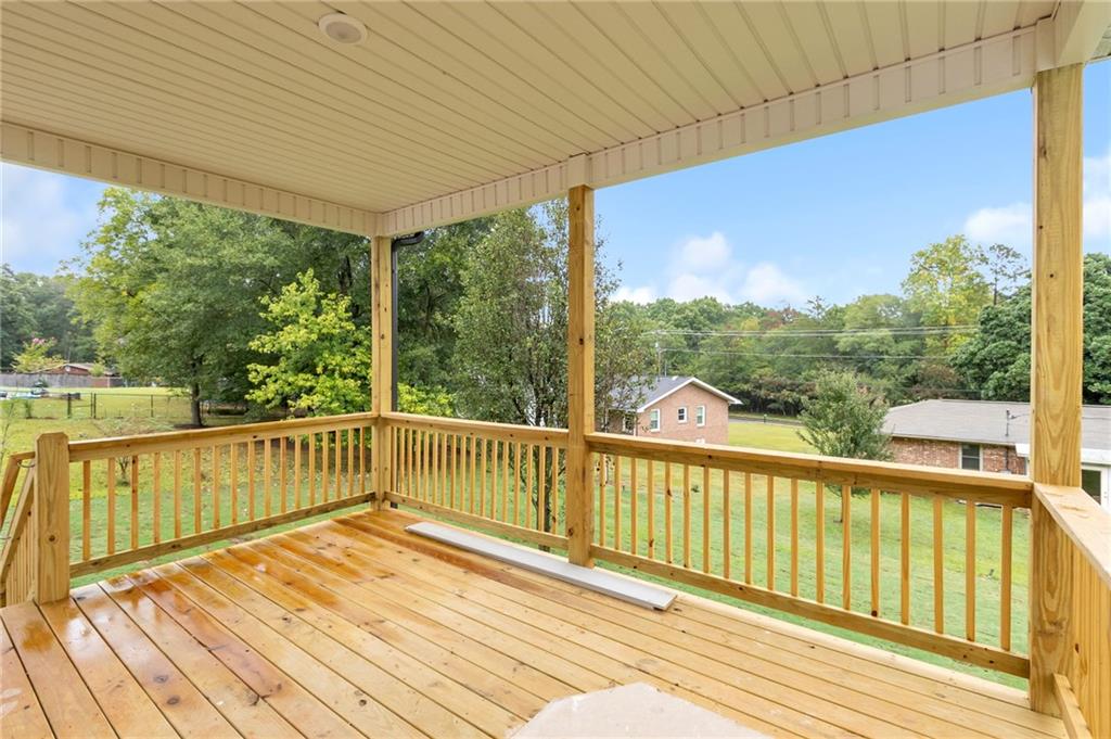 304 Saluda Dr Property Photo 30