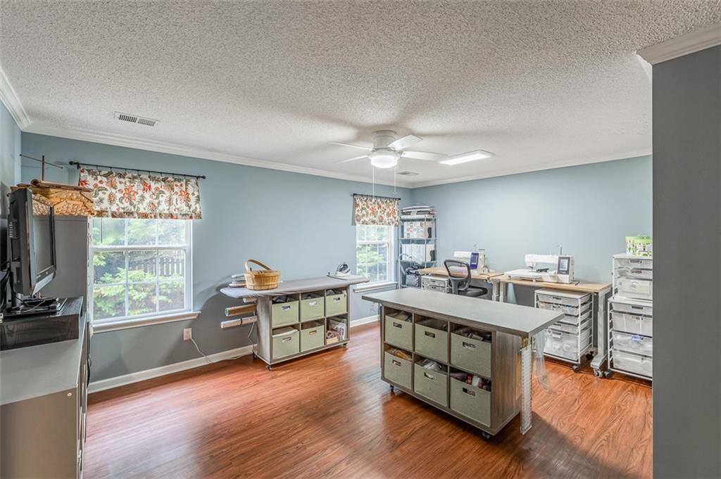 6 Pepper Harrow Ct Property Photo 19