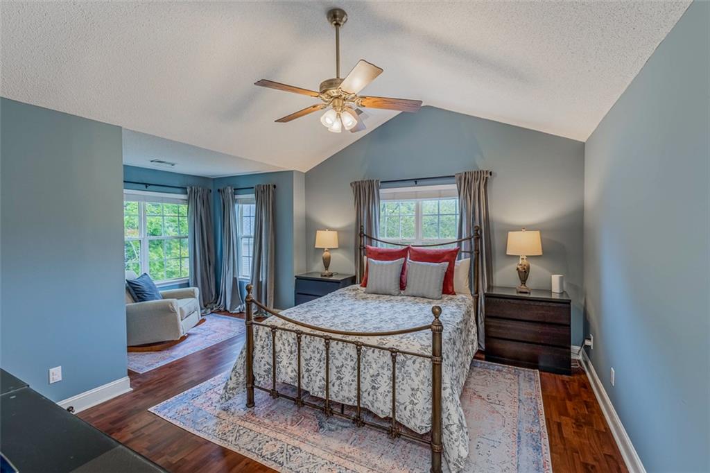 6 Pepper Harrow Ct Property Photo 23