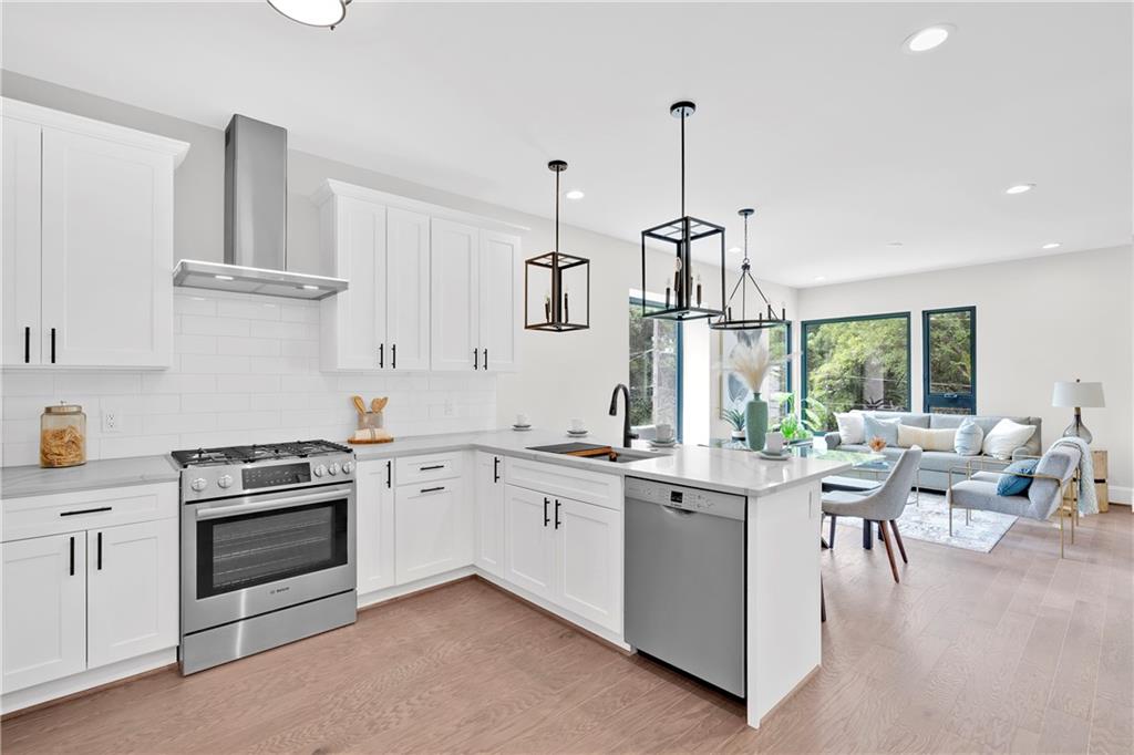25 Conwell St Property Photo 4