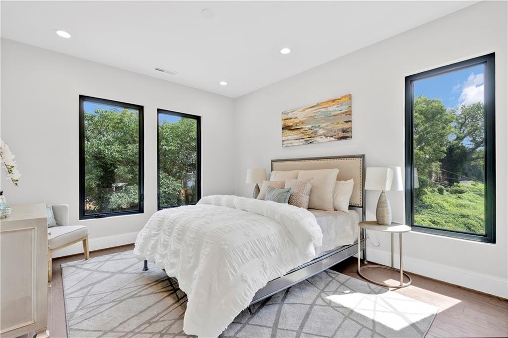 25 Conwell St Property Photo 14