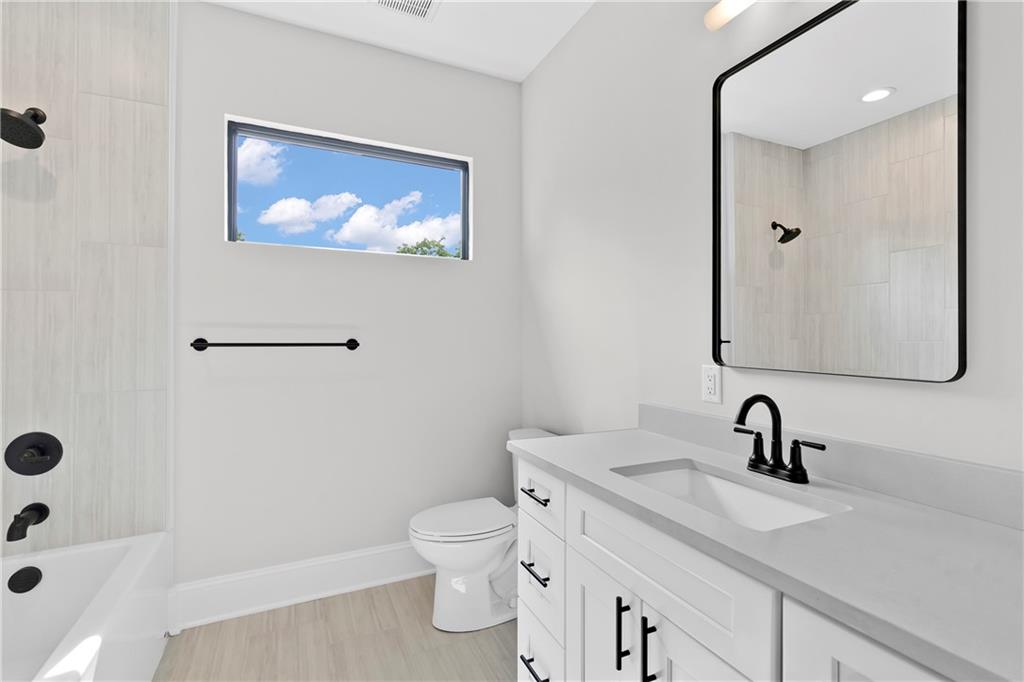 25 Conwell St Property Photo 19