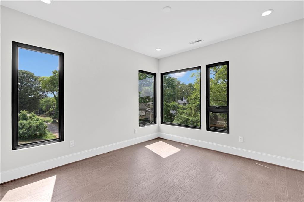 25 Conwell St Property Photo 20