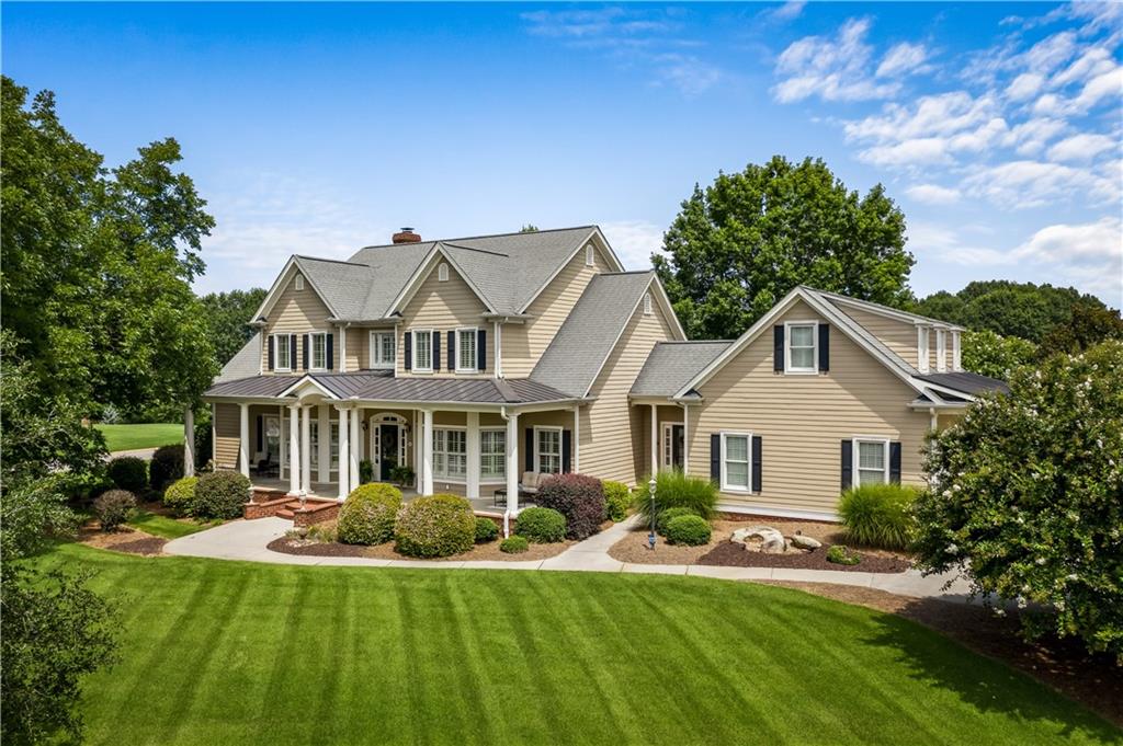 201 Vinings Xing Property Photo 1