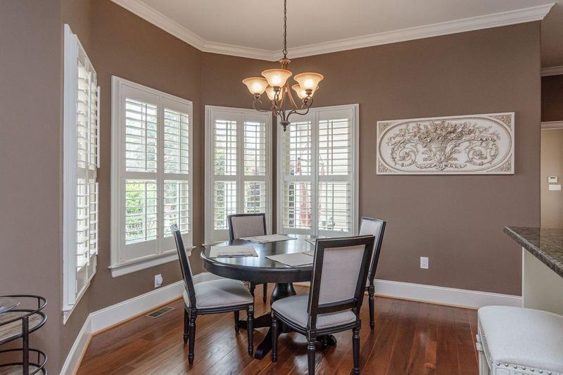 201 Vinings Xing Property Photo 13