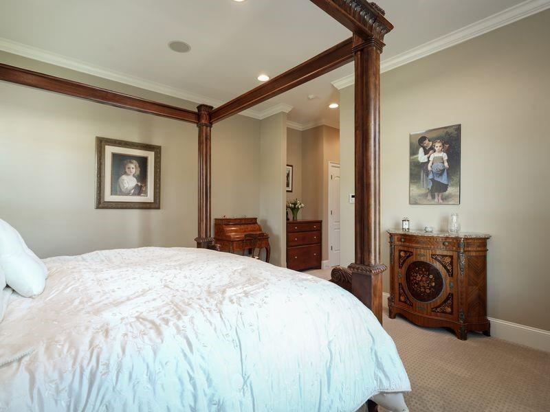 201 Vinings Xing Property Photo 18