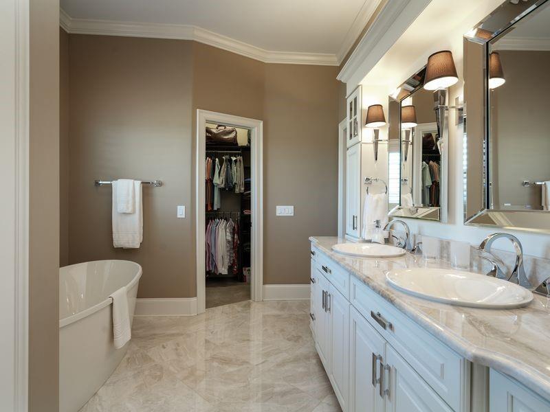 201 Vinings Xing Property Photo 19