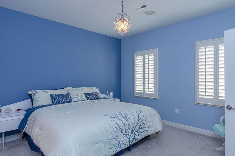 201 Vinings Xing Property Photo 28