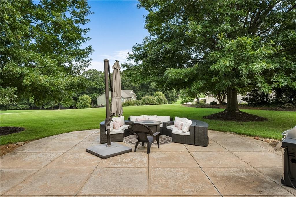 201 Vinings Xing Property Photo 40