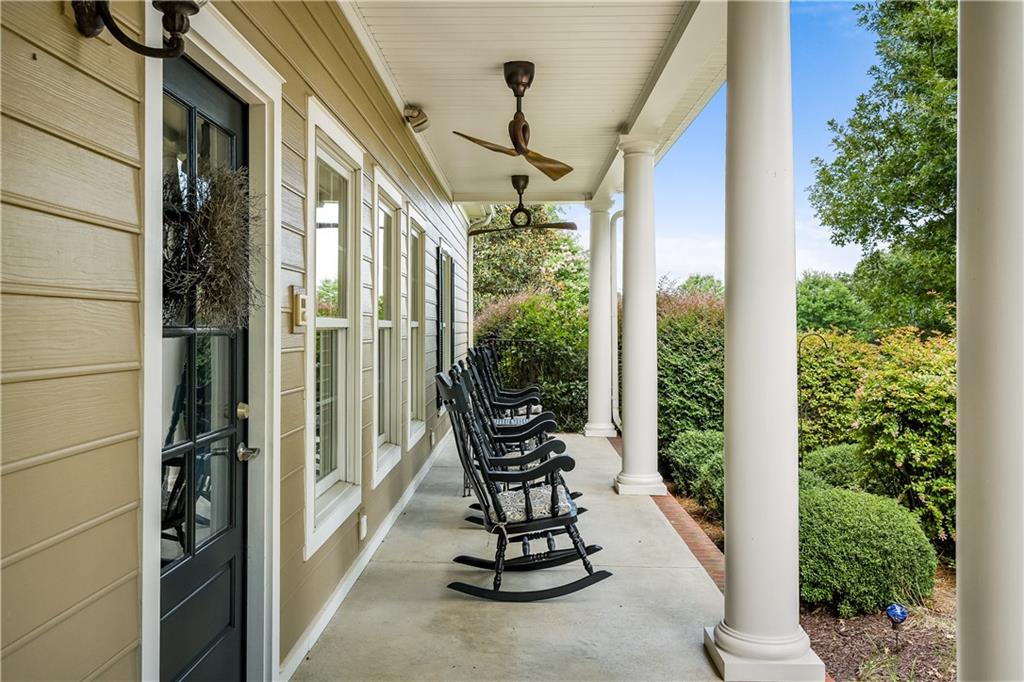 201 Vinings Xing Property Photo 42