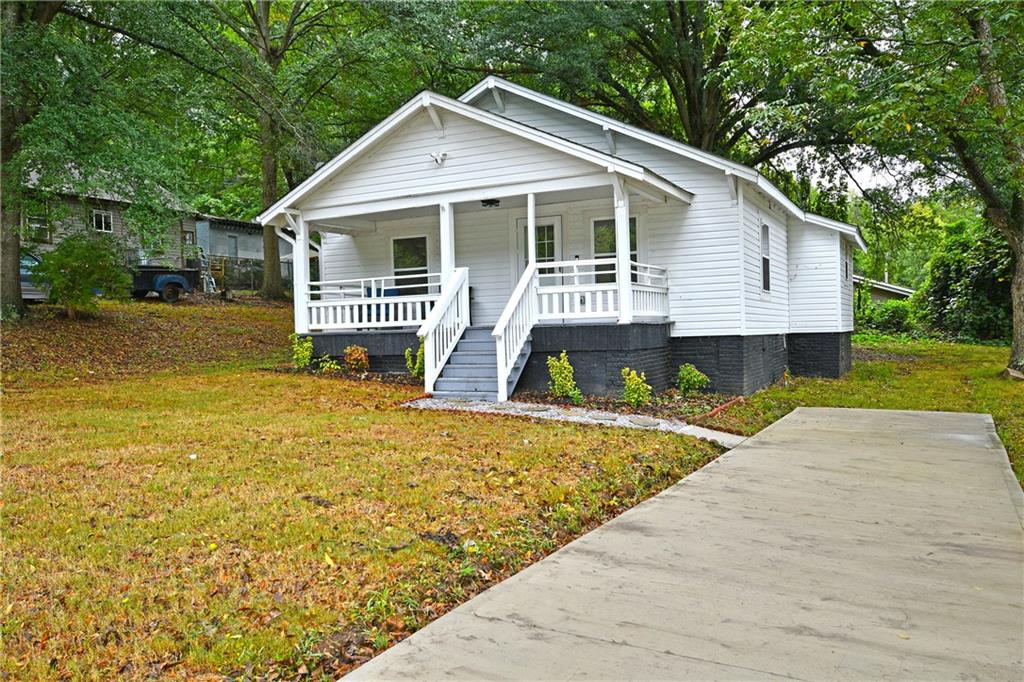 504 Carolina Dr Property Photo 3