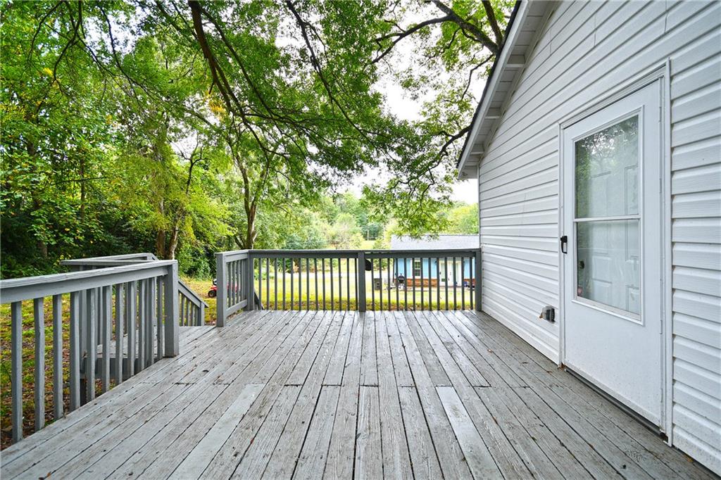 504 Carolina Dr Property Photo 32