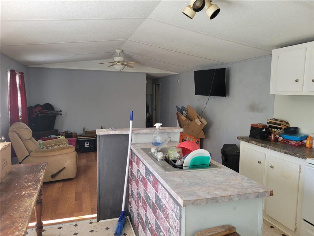 316 Mary Sue Ln Property Photo 8