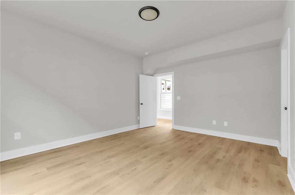 518 Coolwater Dr Property Photo 27